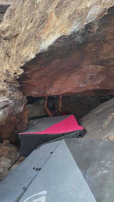 Ultramega v8, Hueco Tanks - Beta Video from caseymctaggart