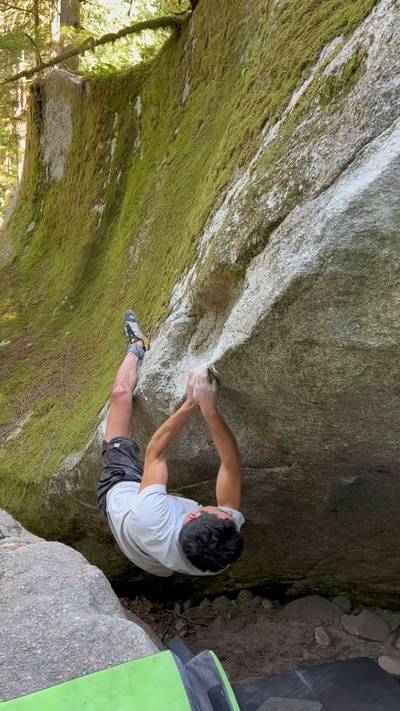 She is not that Easy v8, Squamish - Beta Video from boulderinghawaii