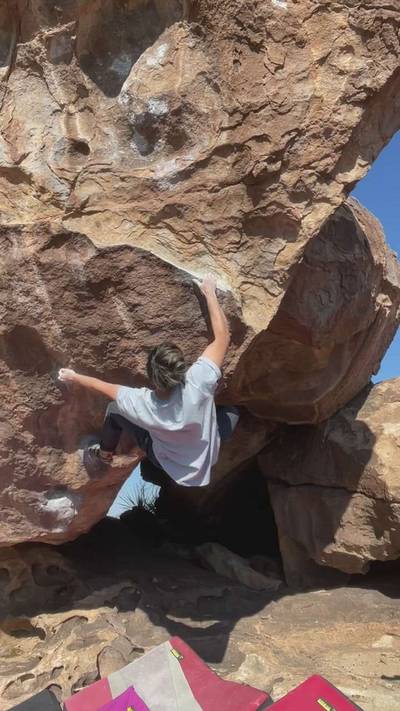 Mojo v10, Hueco Tanks - Beta Video from Lockingpinchvan