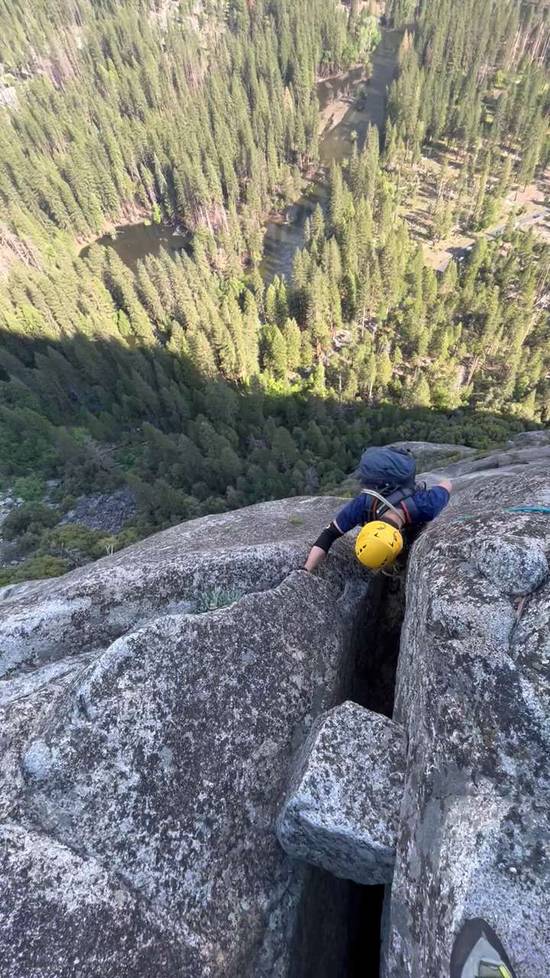 Absolutely Free, Center 5.9, Yosemite Valley - Beta Video from tantofish
