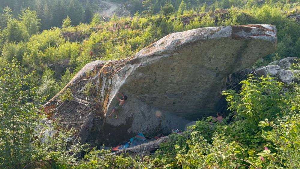 Teahupo’o v9, Squamish - Beta Video from tige