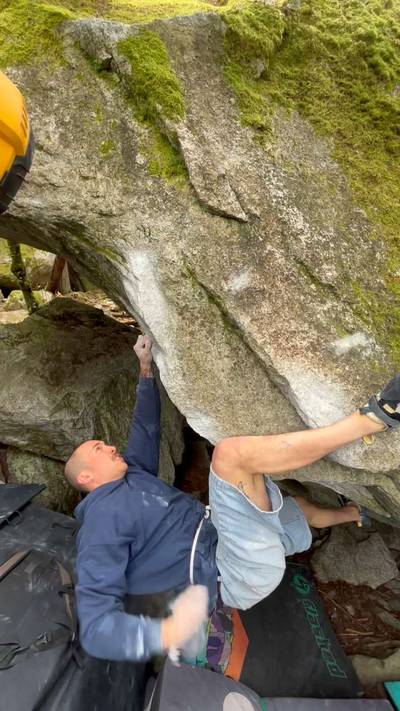 Worm World Cave Left v10, Squamish - Beta Video from brettmatckie