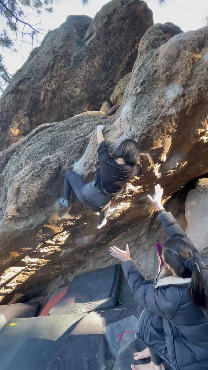 Battaglia's Backside v5, Flagstaff Mountain, CO - Beta Video from Amyiyi