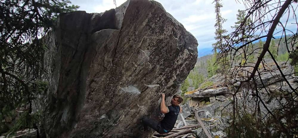 Lemon Pie v5, Kelowna - Beta Video from Climbinghigh42