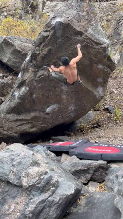 Aqua Huck Direct v7, Clear Creek Canyon - Beta Video from climbsbynikaleb