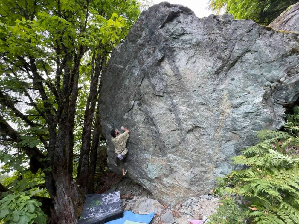 Cat’s Cradle v9, Squamish - Beta Video from tige