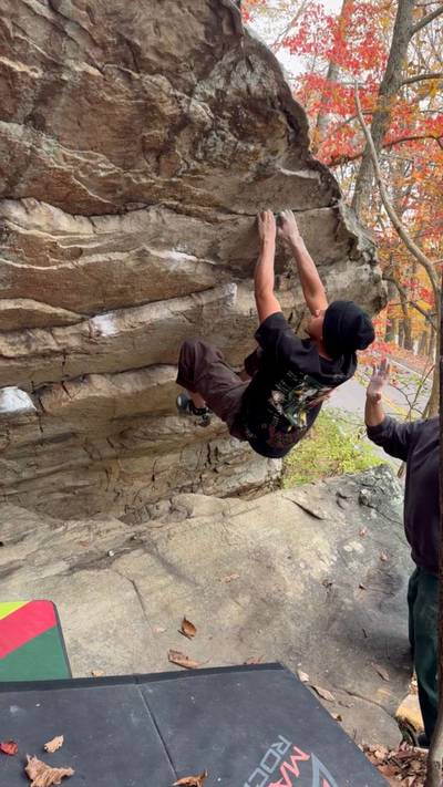 Declawed v4, Lookout Mountain - Beta Video from Rickclimbs