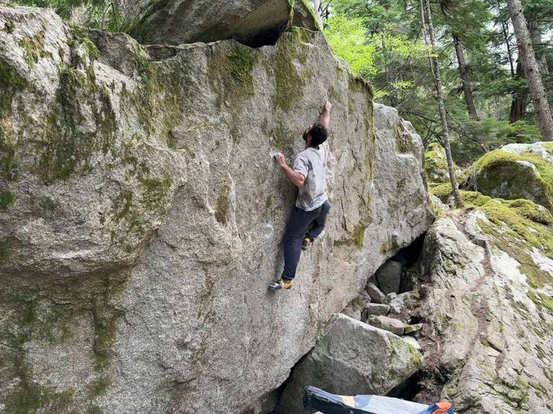Catch a Swollen Heart for not Rollin' Smart v7, Squamish - Beta Video from tige