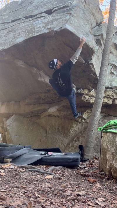 What Fence v6, Stone Fort - Beta Video from climbsbynikaleb