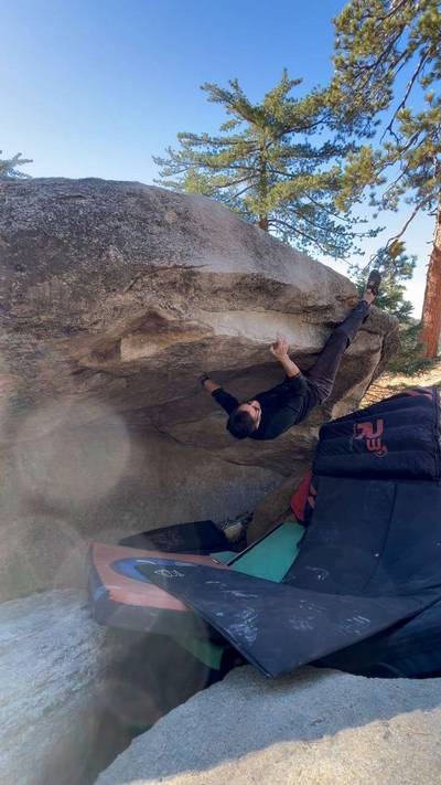 The Sombrero v8, Black Mountain - Beta Video from daddy_toma