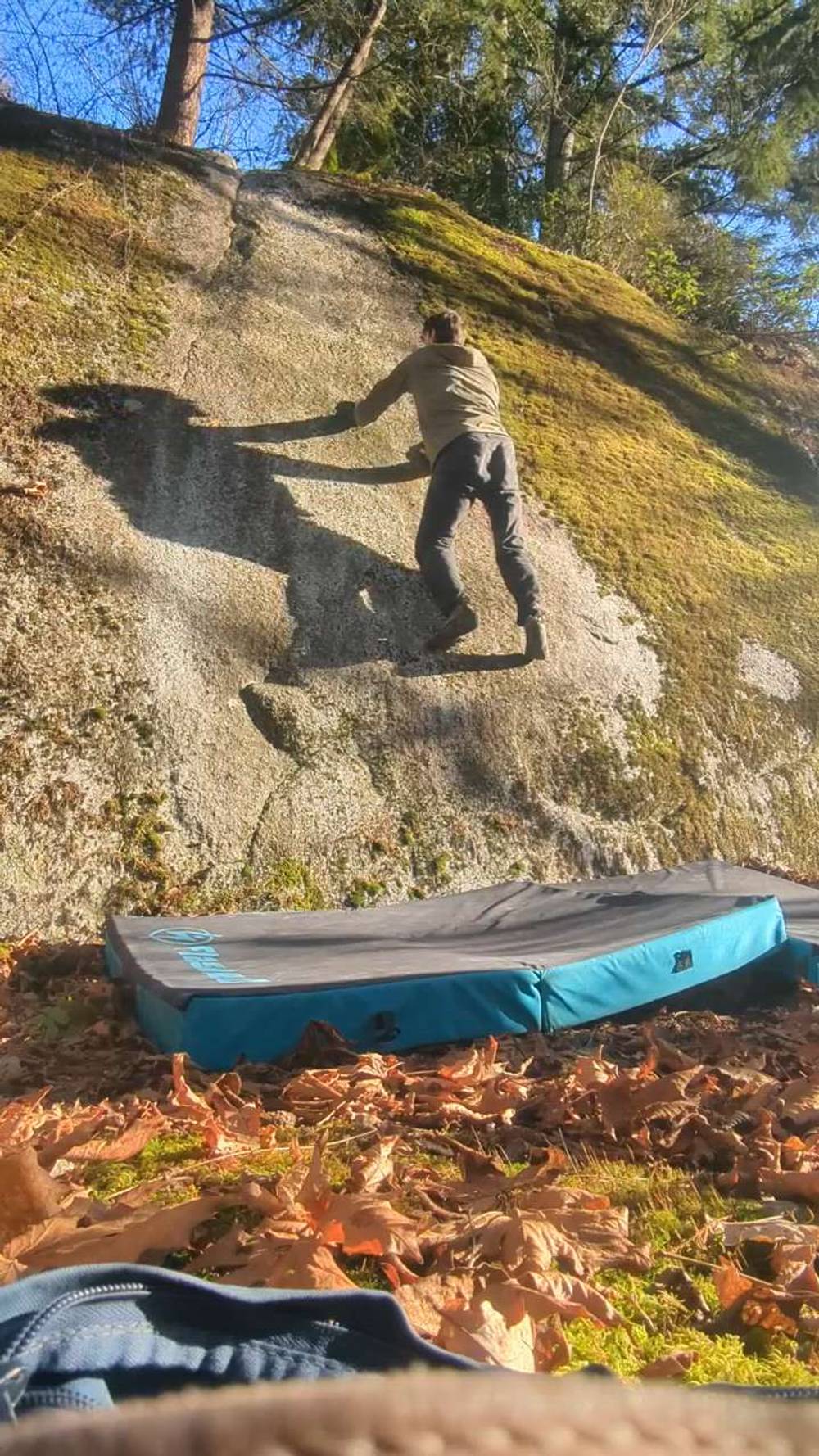 Summit Slab v4, Squamish - Beta Video from jordano