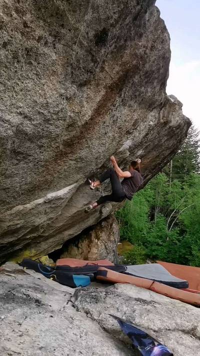 Merlin v12, Squamish - Beta Video from SamDuffy