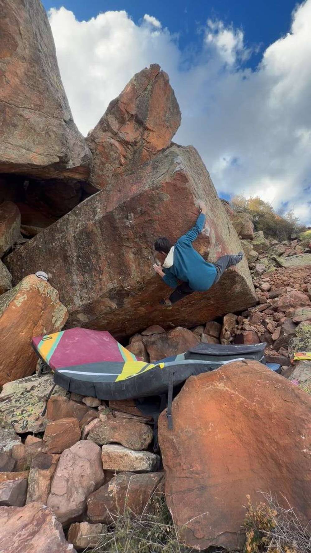 Hootenanny v10, Uintas - Beta Video from tony_pepperoni