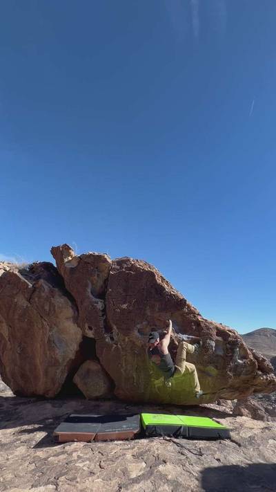 Woman of Leisure v1, Hueco Tanks - Beta Video from worldofoz