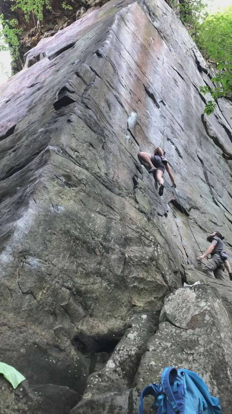 Pockets of Resistance 5.12a, New River Gorge - Beta Video from Kmax