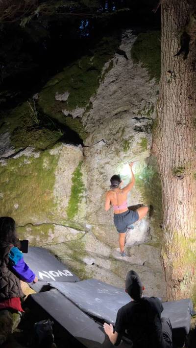 Old Git v4, Squamish - Beta Video from inverted.climber