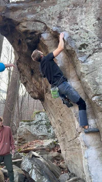 The White v7, New River Gorge - Beta Video from IanLotz