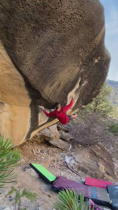 Zero v13, Joe's Valley - Beta Video from DannyClimbs7